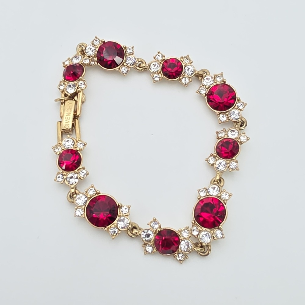 New!‎ GIVENCHY SWAROVSKI Bracelet Red & Clear Crystals Gold Plate 6.5" Signed - Picture 6 of 16